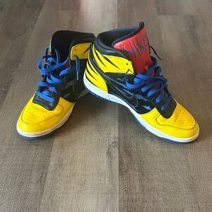Nike “Wolverine” LIKE NEW